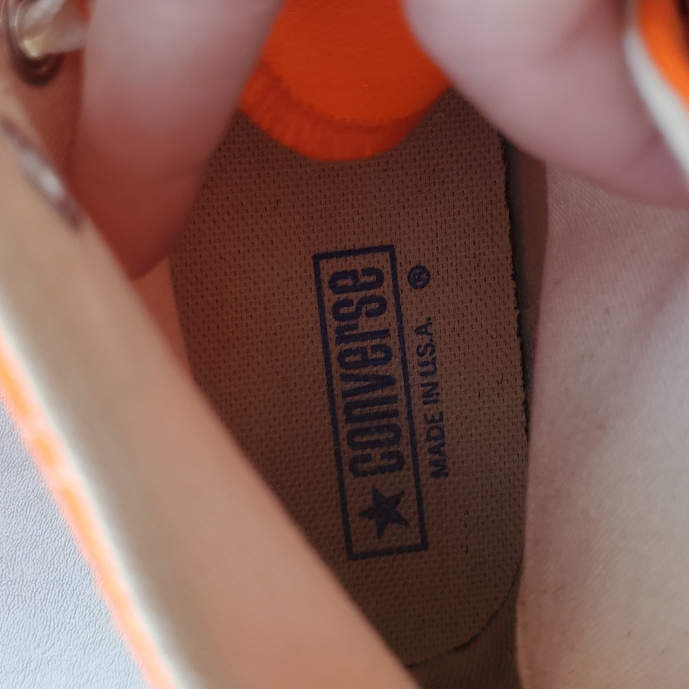 🔥 Rare Custom Converse – Made in USA!Hand‑Painted One‑of‑a‑Kind High Tops - Picture 10 of 12
